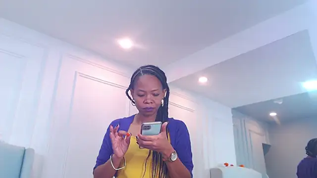 ChantalGarner online show from 11/07/25, 01:04