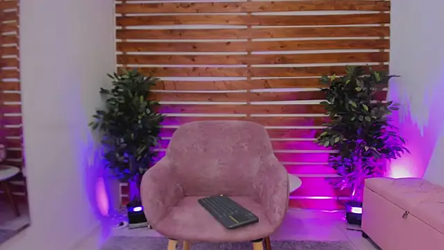 yen lo  online show from 02/22/26, 01:13