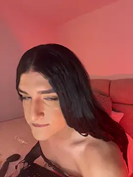 Dania Oconor online show from 11/18/25, 10:34