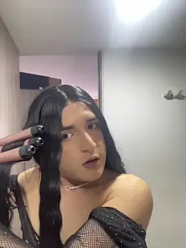 Dania Oconor online show from 11/10/25, 09:31