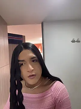 Dania Oconor online show from 11/07/25, 10:03