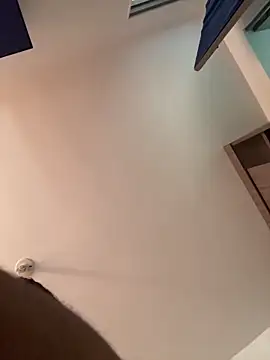 Dania Oconor online show from 11/26/25, 09:59