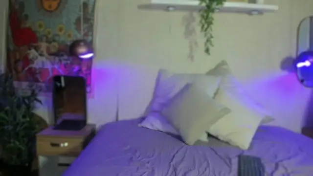 Snapshot of Violeta_dh chatting on 10/04/25, 11:45 Violeta dh online show from 10/04/25, 11:45