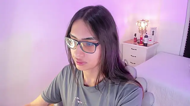 cherrylady 02 online show from 10/04/25, 12:17