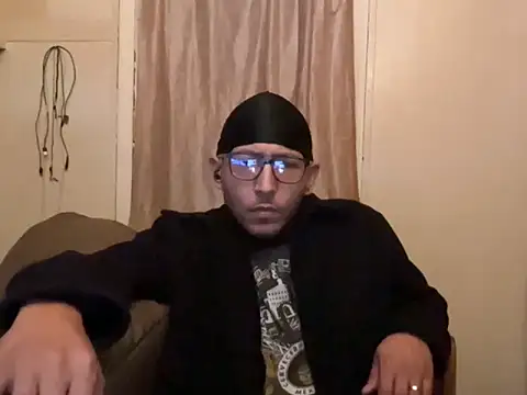 ThrowedWorldWide online show from 12/23/25, 04:45