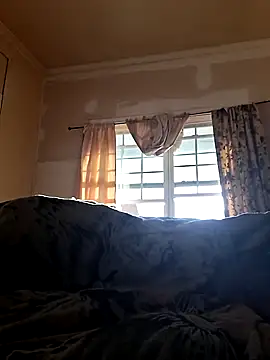 ThrowedWorldWide online show from 11/19/25, 09:48