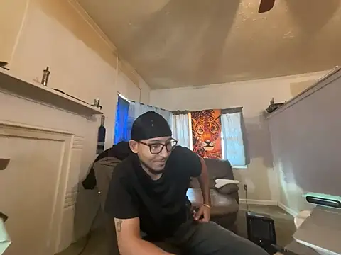 ThrowedWorldWide online show from 02/09/26, 05:44