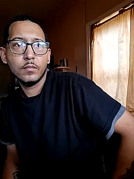 ThrowedWorldWide online show from 11/30/25, 02:29