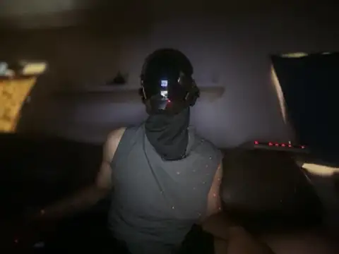 ThrowedWorldWide online show from 05/12/26, 10:16