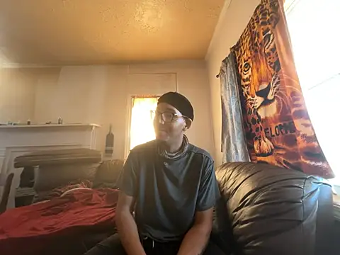 ThrowedWorldWide online show from 03/04/26, 04:04