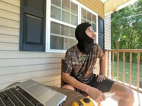 ThrowedWorldWide online show from 04/15/26, 03:16