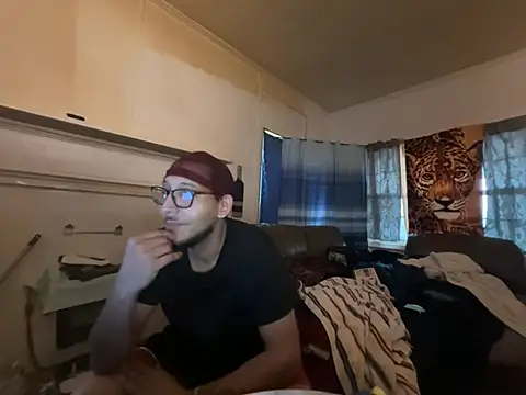 ThrowedWorldWide online show from 02/11/26, 08:20