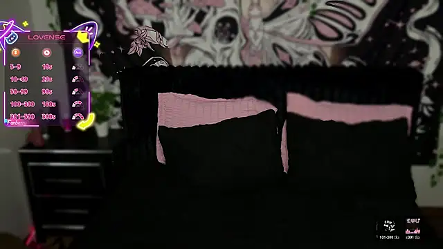 NeliaHexxen online show from 04/15/26, 08:31