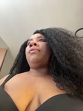 NeliaHexxen online show from 02/13/26, 04:01