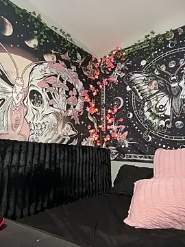 NeliaHexxen online show from 05/24/26, 05:07