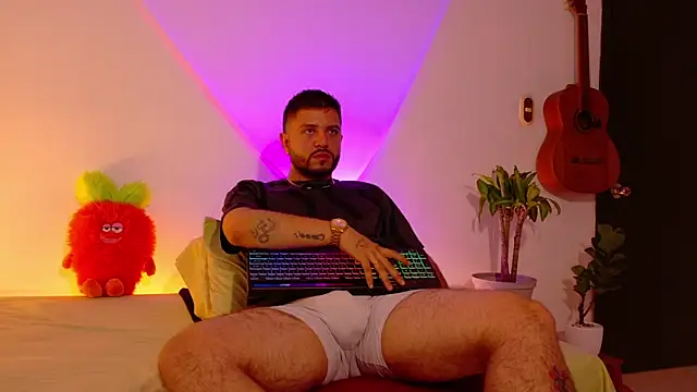 TomSloam online show from 11/12/25, 09:29