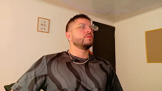 TomSloam online show from 12/01/25, 03:13