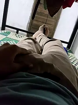 Snapshot of BIG_DICK__BOY chatting on 10/21/25, 06:18 BIG DICK BOY online show from 10/21/25, 06:18