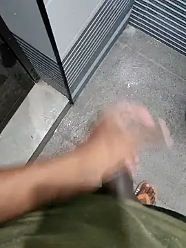 Snapshot of BIG_DICK__BOY chatting on 10/30/25, 07:11 BIG DICK BOY online show from 10/30/25, 07:11