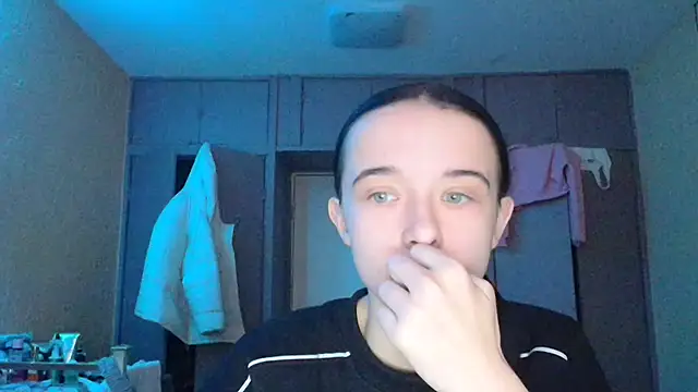 Emilia Light online show from 11/26/25, 08:25