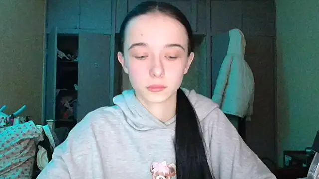 Emilia Light online show from 02/24/26, 07:09