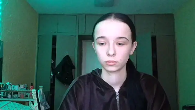 Emilia Light online show from 03/10/26, 05:44