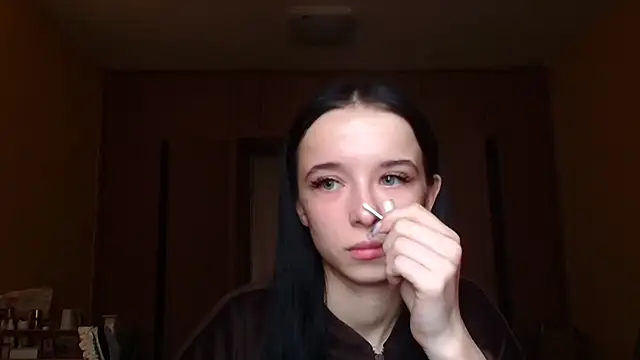 Emilia Light online show from 03/19/26, 06:57