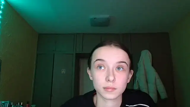 Emilia Light online show from 02/13/26, 12:38