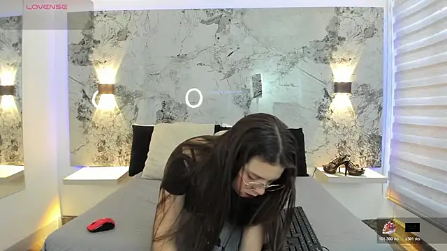 ZOE LE online show from 03/11/26, 11:48