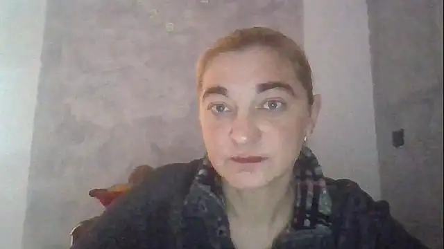 Snapshot of GoldenAngelMilf chatting on 02/11/26, 11:43 GoldenAngelMilf online show from 02/11/26, 11:43