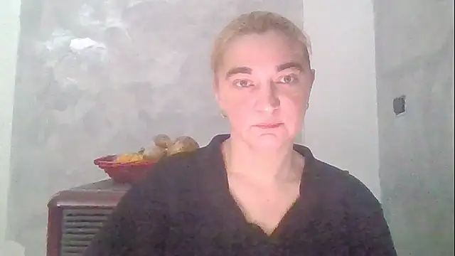 Snapshot of GoldenAngelMilf chatting on 02/12/26, 11:43 GoldenAngelMilf online show from 02/12/26, 11:43