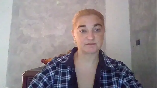 Snapshot of GoldenAngelMilf chatting on 01/10/26, 10:54 GoldenAngelMilf online show from 01/10/26, 10:54