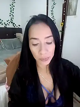 YaraDuartee online show from 11/06/25, 12:25