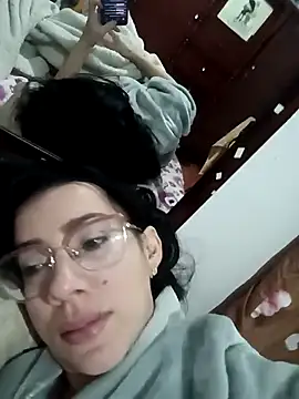 YaraDuartee online show from 11/23/25, 01:37