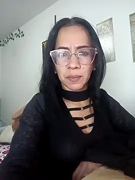 YaraDuartee online show from 11/27/25, 11:38