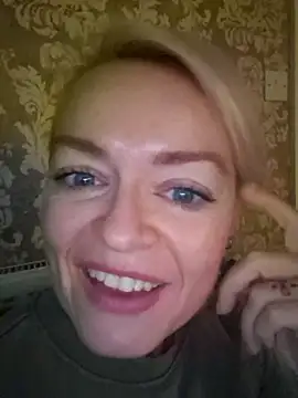 Snapshot of demidelightfulxx chatting on 10/07/25, 06:58 demidelightfulxx online show from 10/07/25, 06:58