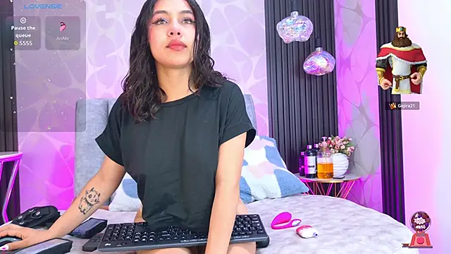 LiaTeylor online show from 12/16/25, 07:07