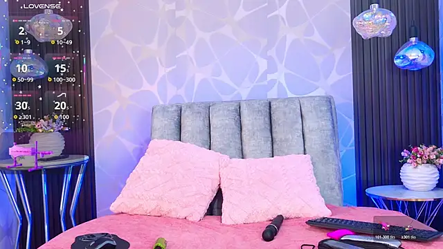 LiaTeylor online show from 01/10/26, 07:09