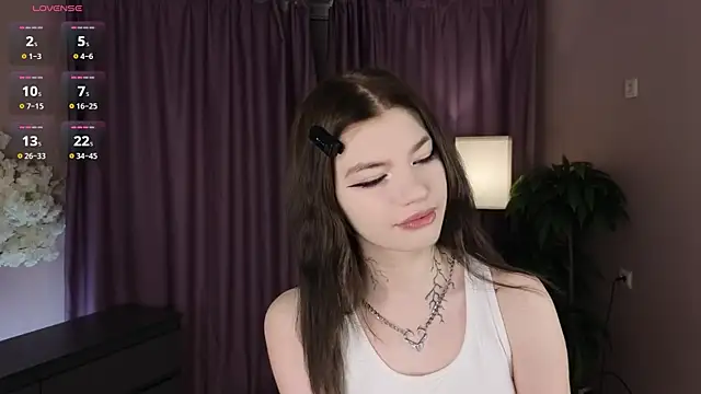 TwixieGuo online show from 12/21/25, 10:17