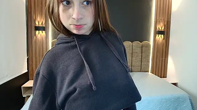Snapshot of GabySweett_ chatting on 06/12/26, 01:09 GabySweett online show from 06/12/26, 01:09
