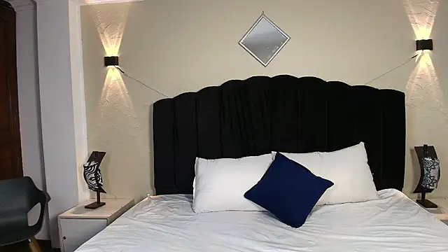 GabySweett  online show from 10/14/25, 11:44