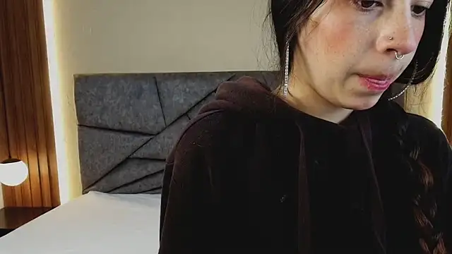 GabySweett  online show from 03/25/26, 01:54