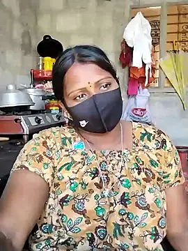 Snapshot of Tamil_Hot_Sandy chatting on 02/13/26, 07:19 Tamil Hot Sandy online show from 02/13/26, 07:19