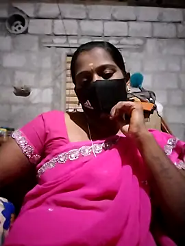 Snapshot of Tamil_Hot_Sandy chatting on 11/12/25, 04:00 Tamil Hot Sandy online show from 11/12/25, 04:00