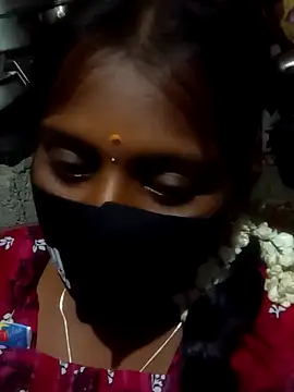 Snapshot of Tamil_Hot_Sandy chatting on 10/08/25, 04:19 Tamil Hot Sandy online show from 10/08/25, 04:19