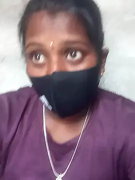 Snapshot of Tamil_Hot_Sandy chatting on 10/27/25, 06:47 Tamil Hot Sandy online show from 10/27/25, 06:47