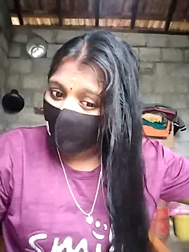 Snapshot of Tamil_Hot_Sandy chatting on 11/18/25, 11:24 Tamil Hot Sandy online show from 11/18/25, 11:24