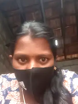 Snapshot of Tamil_Hot_Sandy chatting on 10/10/25, 01:28 Tamil Hot Sandy online show from 10/10/25, 01:28