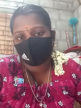 Snapshot of Tamil_Hot_Sandy chatting on 10/13/25, 07:32 Tamil Hot Sandy online show from 10/13/25, 07:32