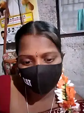 Snapshot of Tamil_Hot_Sandy chatting on 02/04/26, 04:57 Tamil Hot Sandy online show from 02/04/26, 04:57